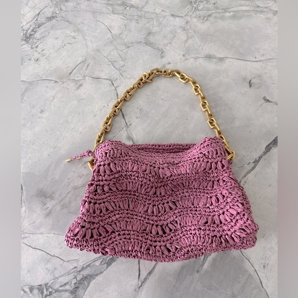 Zara Straw Shoulder Bag 🎀 - Picture 2 of 4